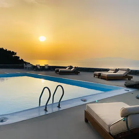 Pino Di Loto Boutique Bed and Breakfast Κίνι
