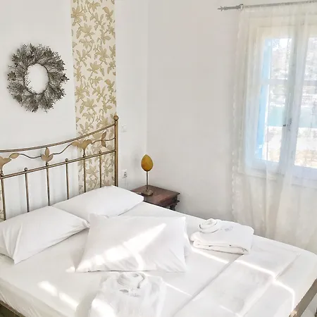 Pino Di Loto Boutique 4* Κίνι