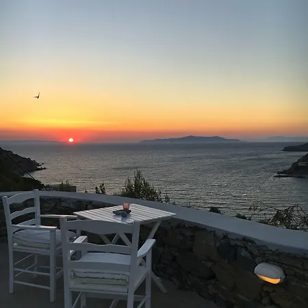 Pino Di Loto Boutique 4* Κίνι