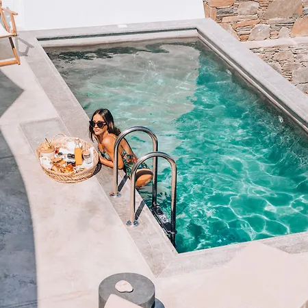Pino Di Loto Boutique 4* Κίνι