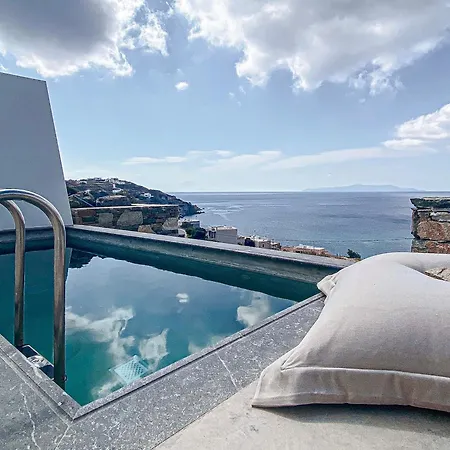 Pino Di Loto Boutique 4* Κίνι
